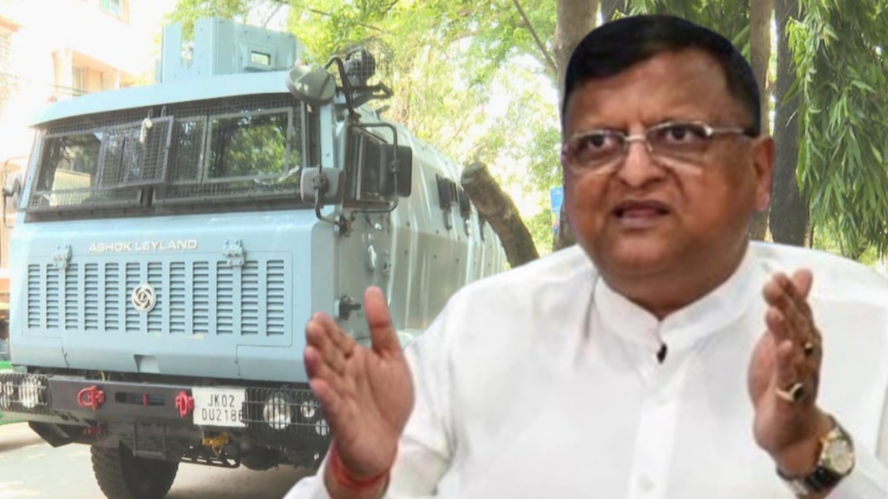 জম্মু-কাশ্মীর থেকে বুলেটপ্রুফ গাড়ি আসছে বাংলায়? জল্পনার মুখ খুললেন মনোজ আগরওয়াল, বললেন…