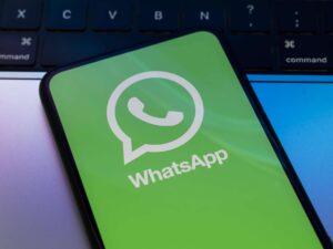 A Surprise in New Subscription Plan of WhatsApp.