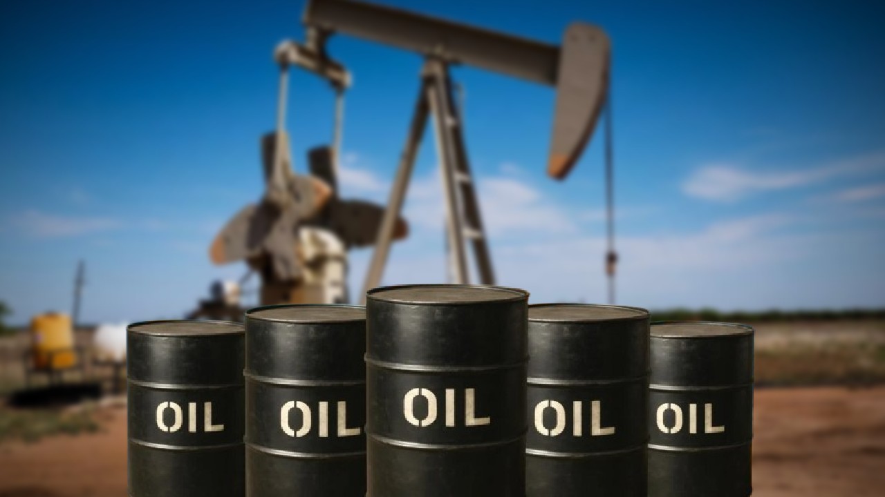 ব্যাহত হয়েছে উৎপাদন! ঘনিয়ে আসছে তেলের সঙ্কট? কী জানাল OPEC অন্তর্ভুক্ত দেশগুলি?