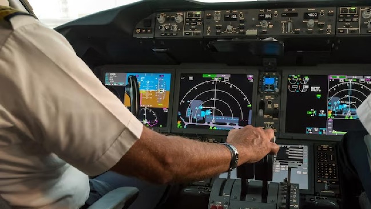 বিমান পরিষেবার প্রসঙ্গে বড় খবর! পাইলটদের উড়ান-বিধি নিয়ে গুরুত্বপূর্ণ ঘোষণা DGCA-র