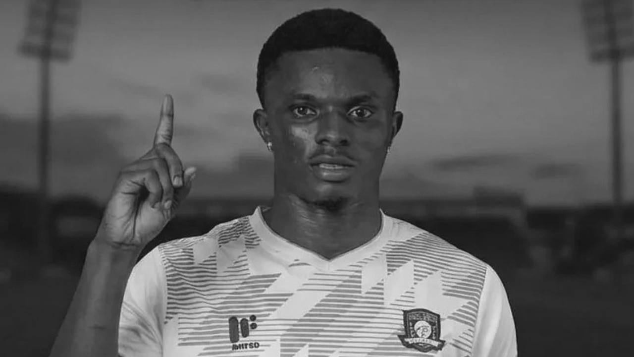 ম্যাচের পর টিম বাসে সশস্ত্র ডাকাত দলের আক্রমণ! বিশ্বকাপের আগে মর্মান্তিক মৃত্যু তরুণ ফুটবলারের