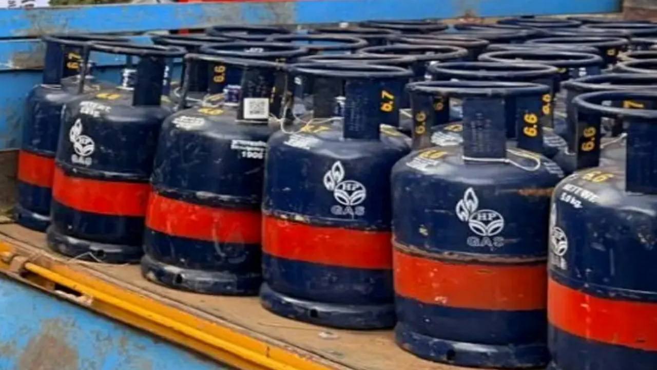 Small liquefied petroleum gas cylinder sell hike