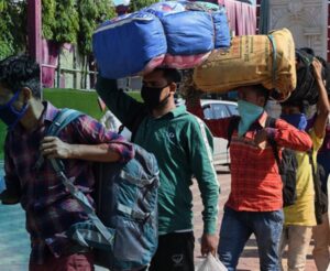 Migrant workers are returning to Bengal from other states to cast their votes.