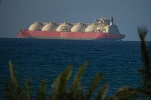 Revolutionary Guards warned Trump about Strait of Hormuz.