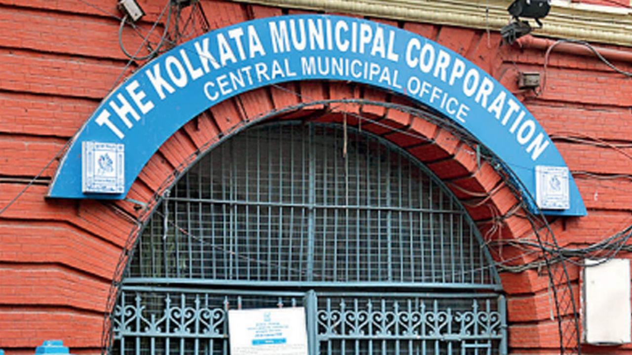 স্বাধীনতার পর প্রথমবার নির্বাচন কমিশনের দখলে পুরসভা