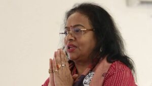 1.17 crores only in gold! how much property has Ratna Chatterjee?