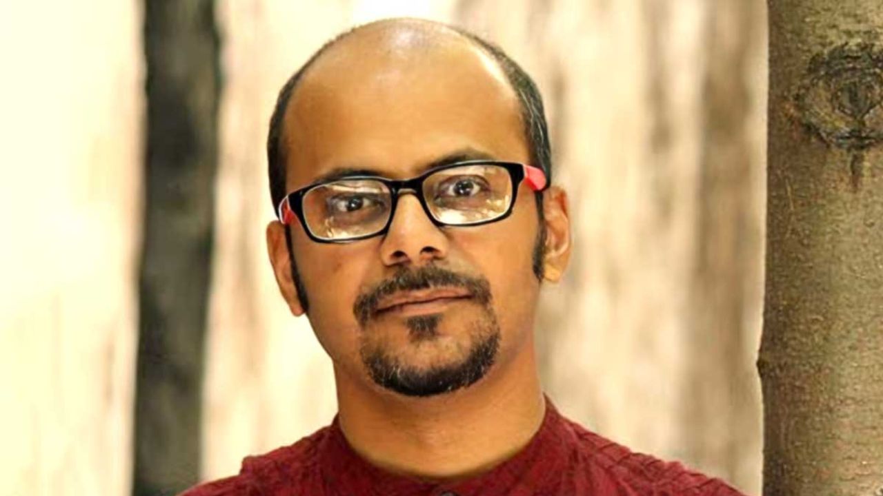 ভোটের আগে শ্রীজাতর গ্রেফতারি পরোয়ানা নিয়ে মুখ খুলল নির্বাচন কমিশন