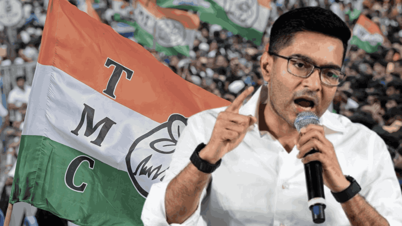 অভিষেকের বিরুদ্ধে দায়ের লিখিত অভিযোগ