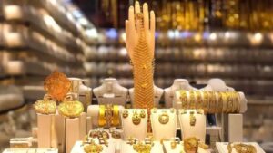 Gold Price plummeted rapidly know todays rate 