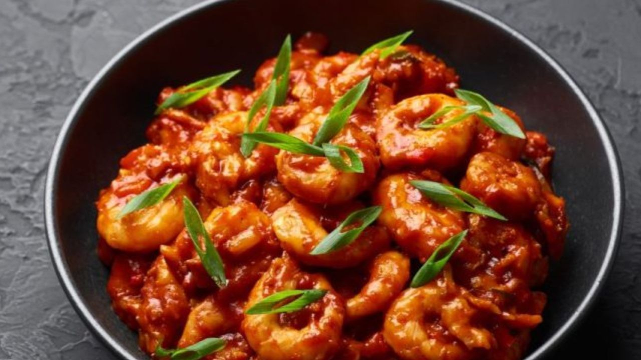Recipe make Prawn Ghee Roast with just a few ingredients