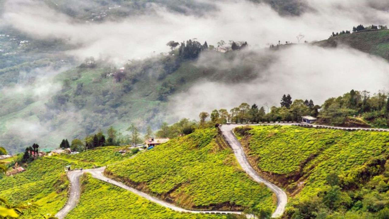 Travel a new surprise for Pedong this Beautiful village Is just nearby
