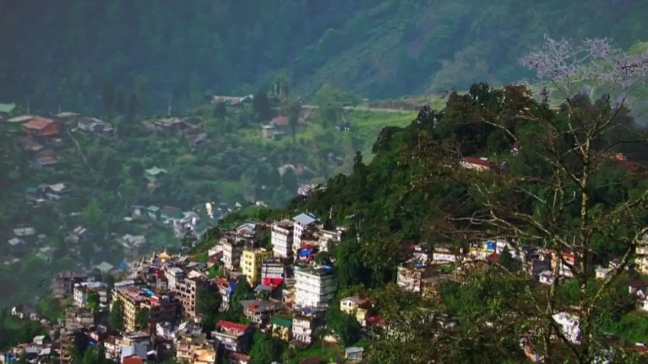 Travel explore this village along the banks of the Murti River