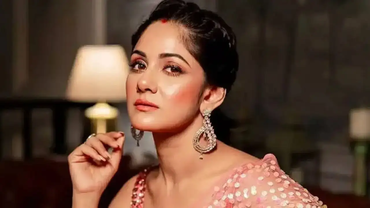 অভিনয়ে তুখোড়, পড়াশোনার দৌড় কতদূর ‘তটিনী’ তৃণার, জানেন?