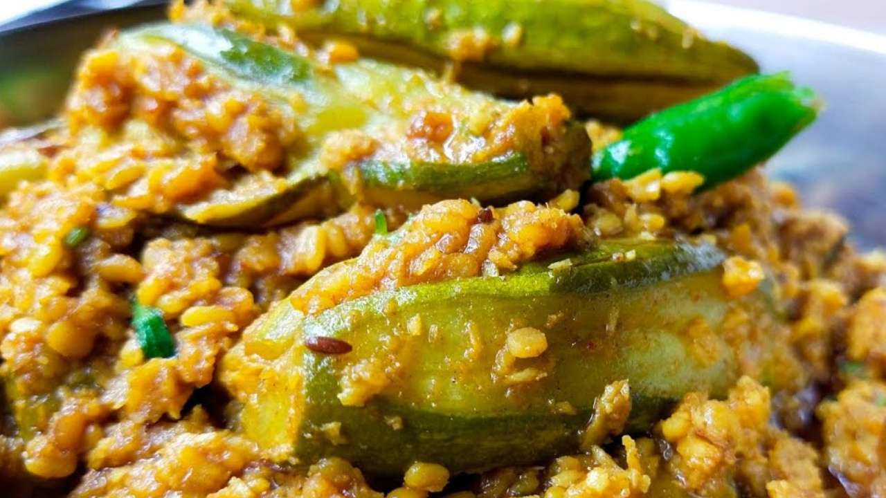 Easy veg recipe of potol ghonto