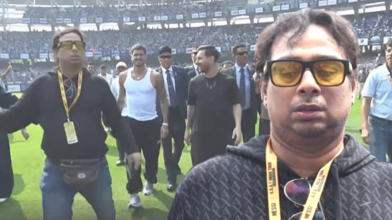 ‘আমাকেই বলির পাঁঠা বানানো হয়েছিল’, মেসি-কাণ্ডে প্রথমবার মুখ খুললেন শতদ্রু দত্ত