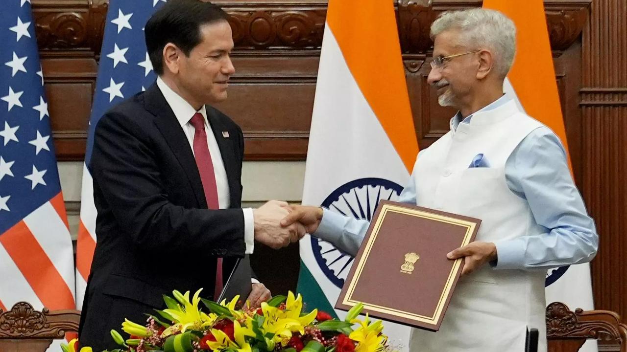আর নয় চিনের একচেটিয়া আধিপত্য? রেয়ার আর্থ মিনারেলসের ক্ষেত্রে বড় চুক্তি ভারত-আমেরিকার