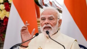 Explosives found on the way to PM Narendra Modi's convoy! Suspect arrested.
