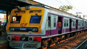 Indian Railways sudden surge in crowds commuting on the bongaon local becomes unbearable