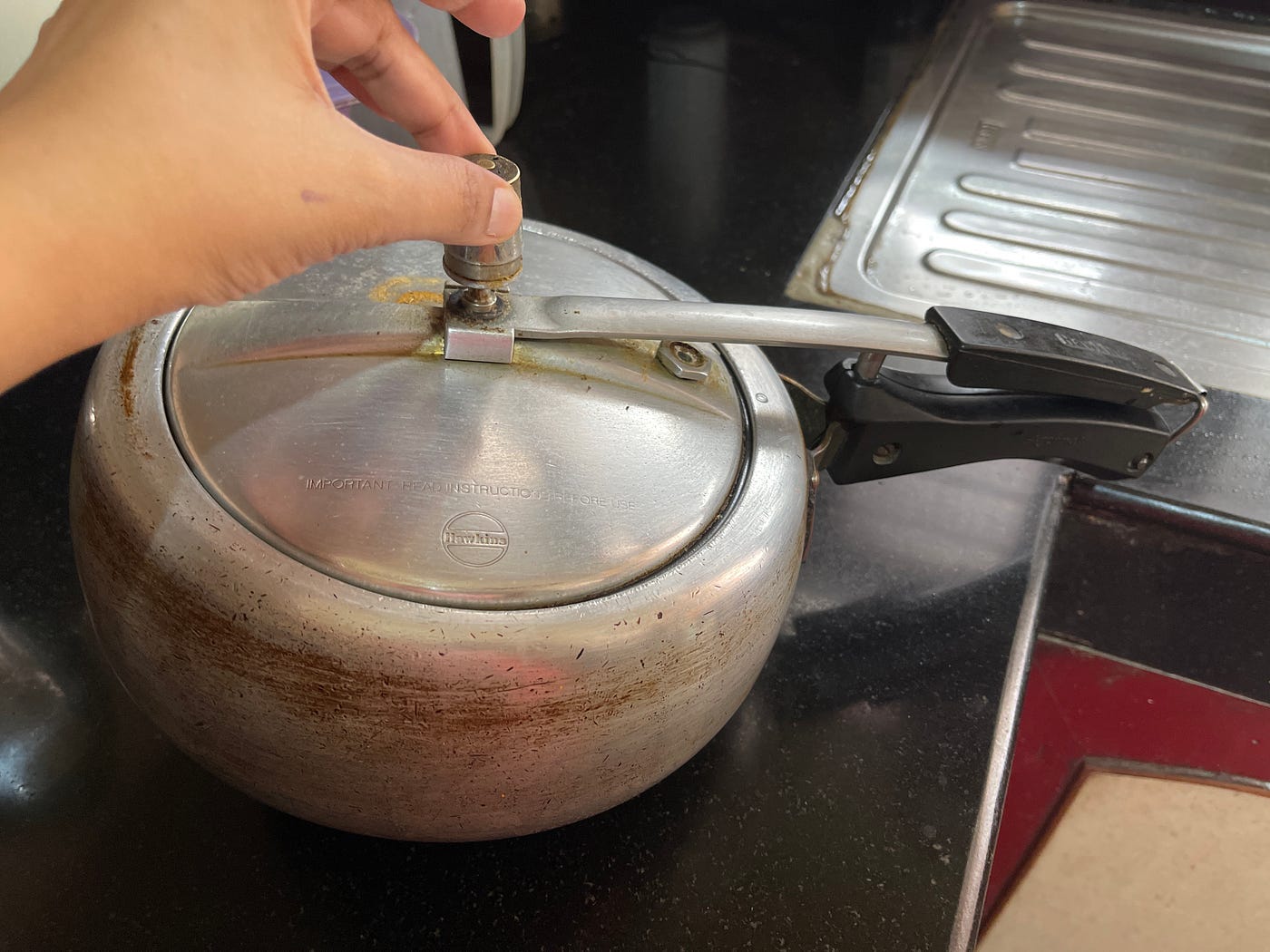 How to fix pressure cooker whistle 