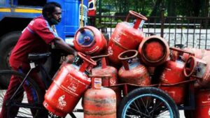 LPG Cylinder crosses the rs1,000 mark check out the new rates