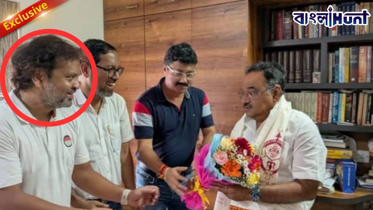Banglahunt Exclusive: তৃণমূলের দালালি করা কর্মীরাই ফোরাম ফর দুর্গোৎসবের নাম ভাঙিয়ে ঘুরছেন বিজেপি নেতাদের বাড়ি! শুরু বিতর্ক