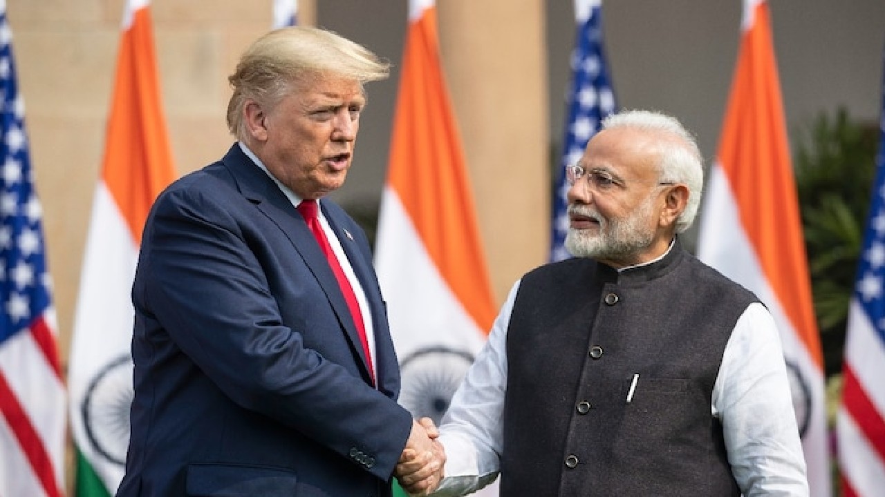 হরমুজ সংকটের মাঝেই মোদি-ট্রাম্প বৈঠক! জ্বালানি, যুদ্ধ ও বাণিজ্য নিয়ে হবে আলোচনা?