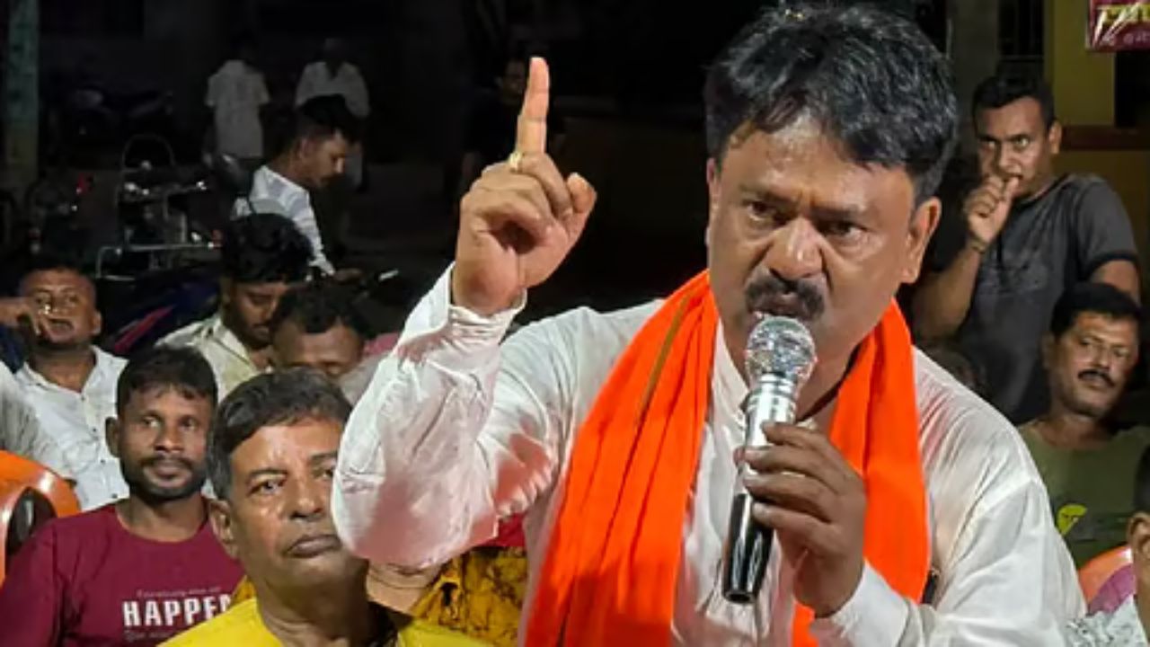 খাদ্য সরবরাহ দপ্তরে তোলাবাজির অভিযোগ,‌ সিন্ডিকেটের বিরুদ্ধে তদন্তের নির্দেশ খাদ্যমন্ত্রীর