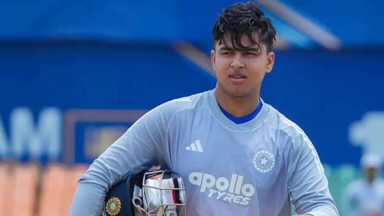 শ্রীলঙ্কায় ৩ টি ম্যাচে মাত্র ১ টি ছক্কা! IPL-এ ঝড় তুলে এখন কেন রান পাচ্ছেন না বৈভব? সামনে এল কারণ