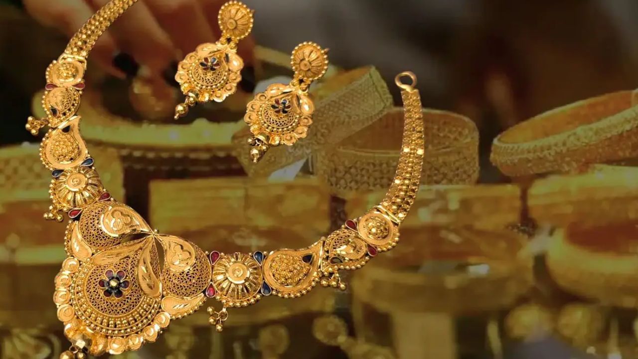 Gold Price if you are planning to buy jewelry right now check today's rates
