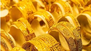 Gold Price rose at the end of the month