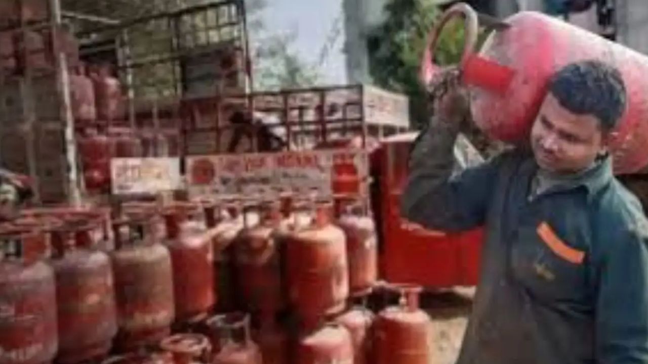 ১৪ কেজি ও ১৯ কেজির সিলিন্ডারের দামে বড় পার্থক্য, কোথায় সবচেয়ে কম খরচে মিলছে?