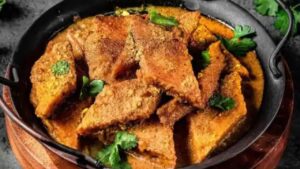 Recipe make delicious chicken dhoka with just a few ingredients