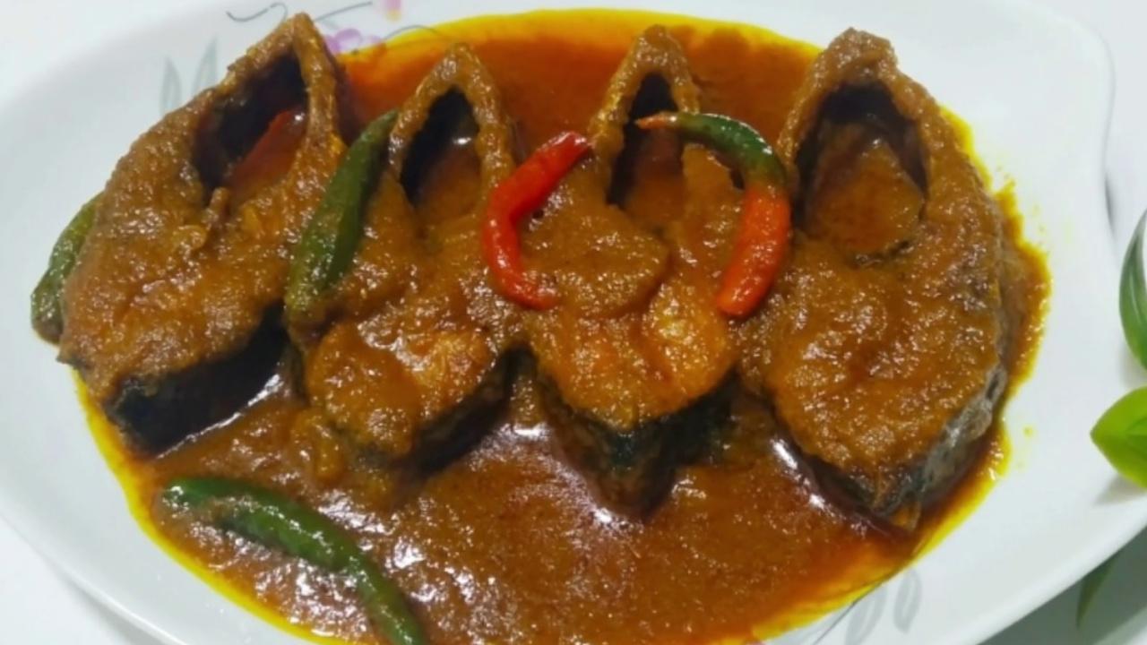 Bangladeshi style hilsa fish bhuna recipe 