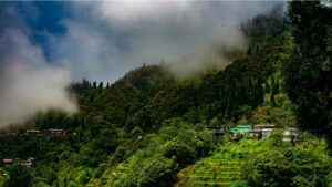 Travel two days in this village near Darjeeling at a low cost