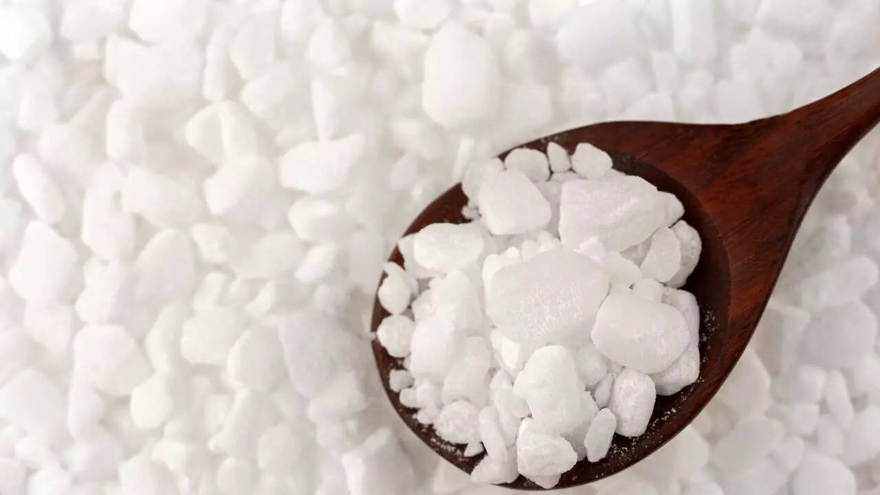 How to keep moisture away from salt sugar kitchen hacks 