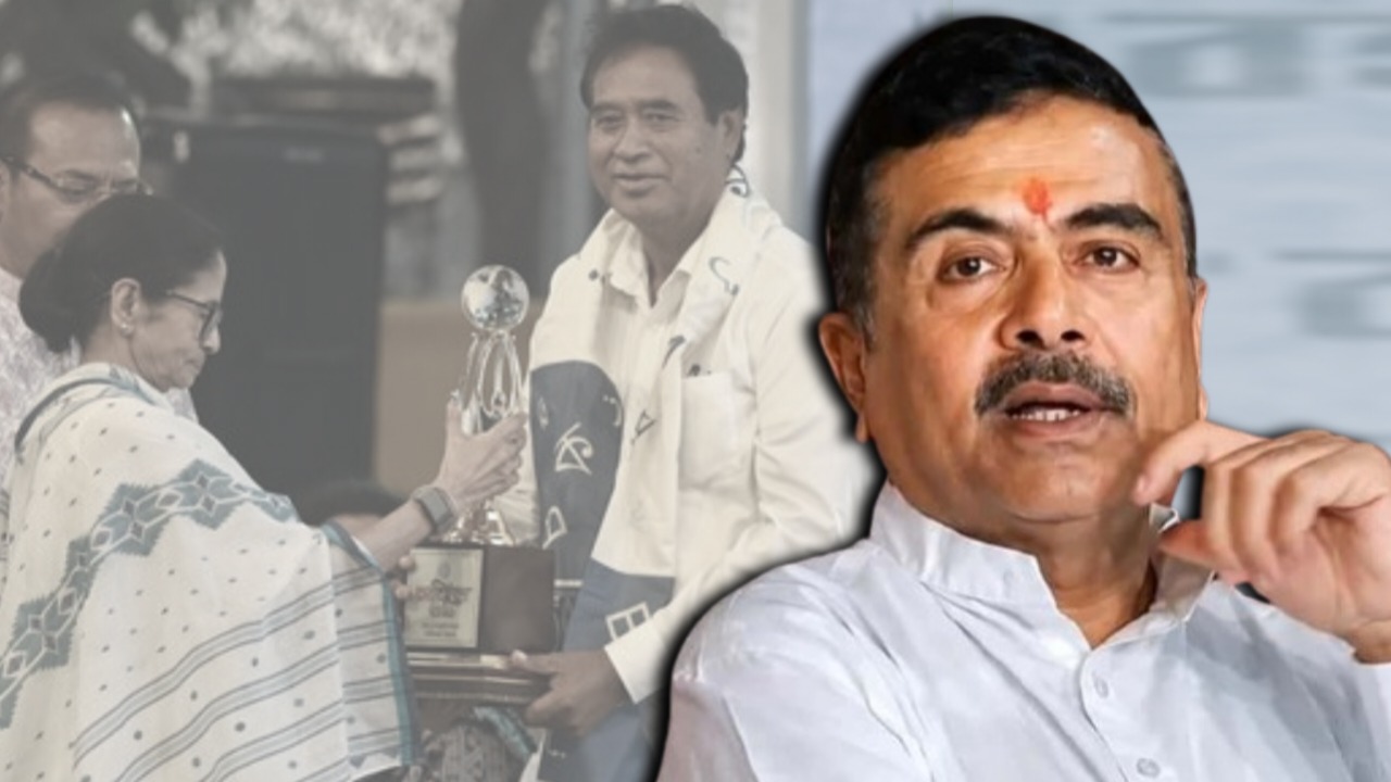 নেতাজি বিতর্কে বড় পদক্ষেপ! অনন্ত মহারাজের থেকে মমতার দেওয়া ‘বঙ্গবিভূষণ’ ফিরিয়ে নিল শুভেন্দু সরকার
