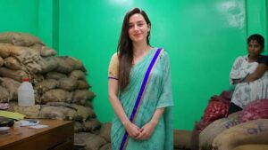 Shopkeeper in Chennai hires a dancer to attract customers to his shop