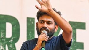 Abhijeet Dipke announces the nationwide 'Kya Bolti Public' campaign.