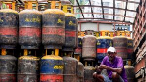 LPG Cylinder prices reduced, know the new rates