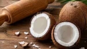 Cooking Tips cracking a coconut is no longer difficult! Here are 5 easy ways