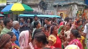 Annapurna Yojana name housewives file police complaint over fraud