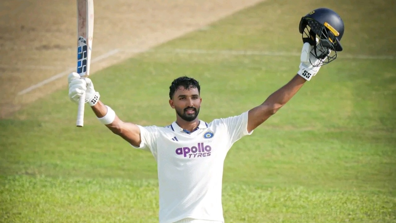 কাটলো ২ বছরের খরা! স্বাধীনতা দিবসে শতরান করা প্রথম ভারতীয় ক্রিকেটার হলেন দেবদত্ত পাডিকল