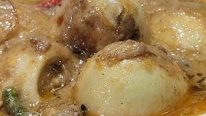 Recipe make delicious Egg-Chilli with just a few ingredients