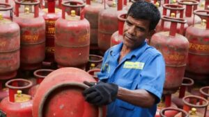 LPG Cylinder check the new gas price in Kolkata