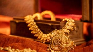 Gold Price dropped at the end of the month check today's latest rates