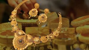 Gold Price dropped at the end of the month check today's latest rates