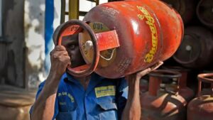 LPG Cylinder prices slashed in one go what are the new rates