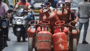 LPG Cylinder commercial gas prices reduced again