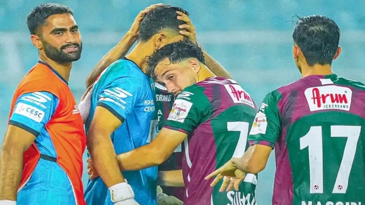 বিশালের গ্লাভসে ভর করে নাটকীয় ম্যাচ জিতে ডুরান্ডের সেমিতে মোহনবাগান! বিশেষ এই কারণে চিন্তায় ভক্তরা