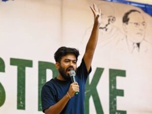 Abhijeet Dipke announces the nationwide 'Kya Bolti Public' campaign.